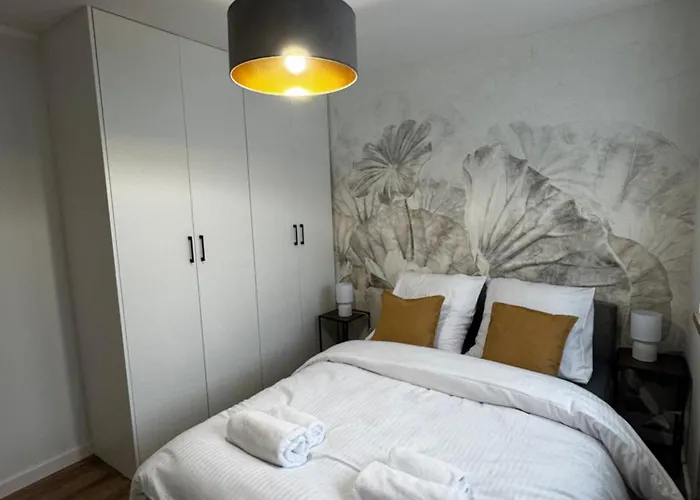 Malczewskiego 2 アパート